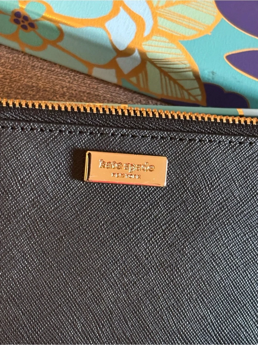 kate spade Black Leather Zip Small Purse Cream Scallop Trim